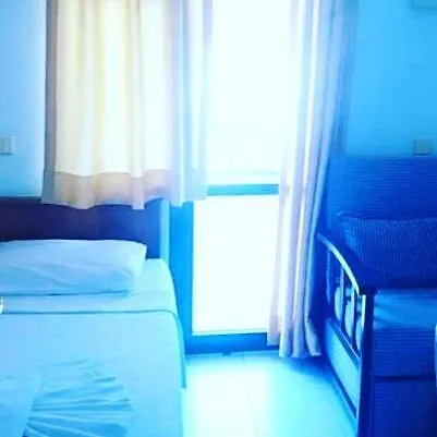 Oba 09 Restourant/Motel/Beach B&B *