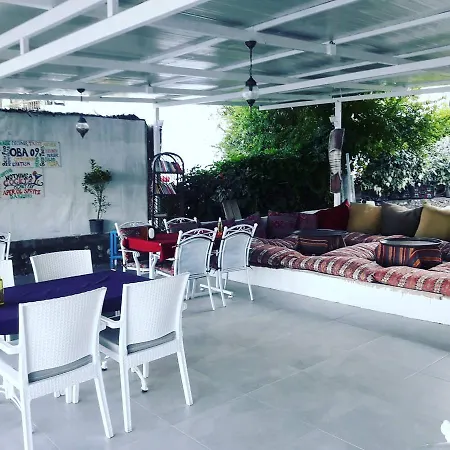 Alojamento de Acomodação e Pequeno-almoço Oba 09 Restourant/Motel/Beach *